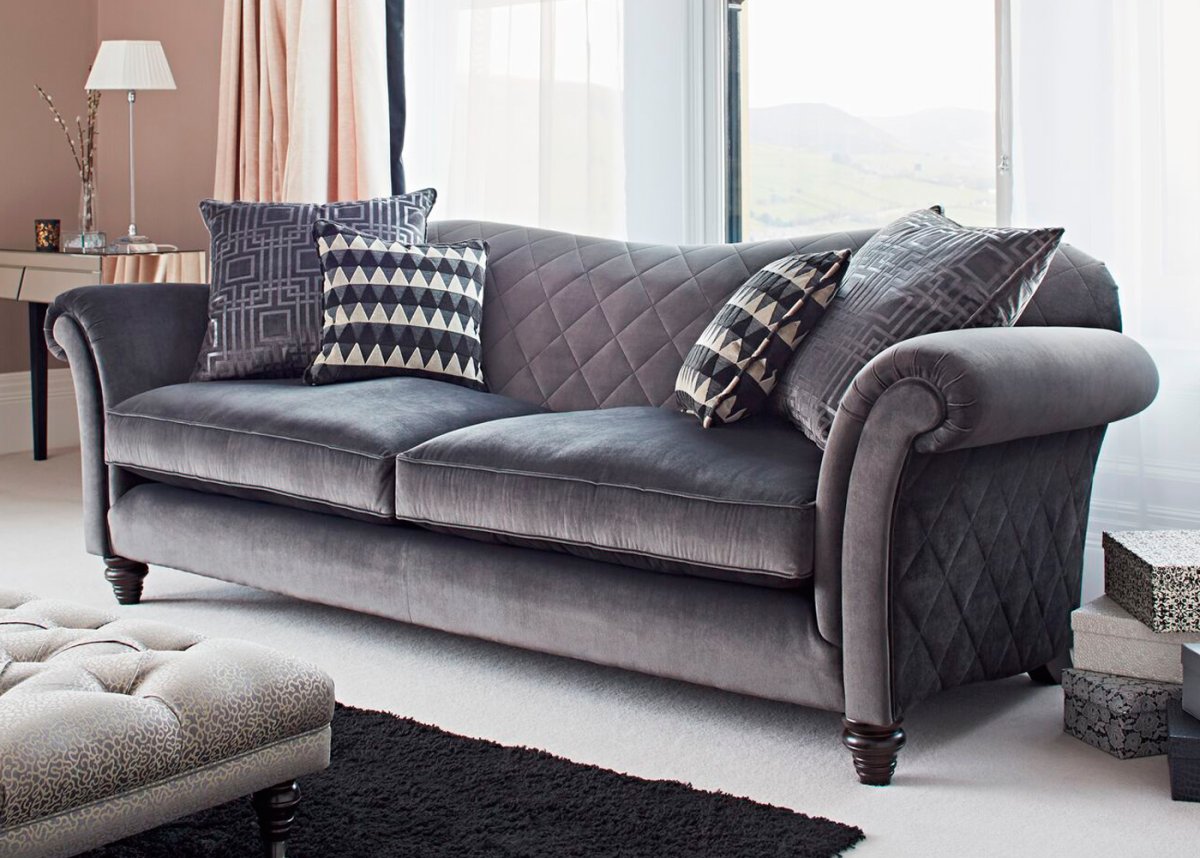 Диван современная классика