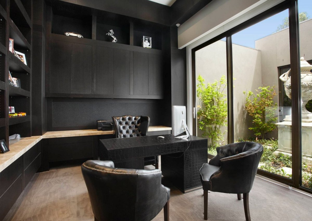 Кабинет в черном стиле