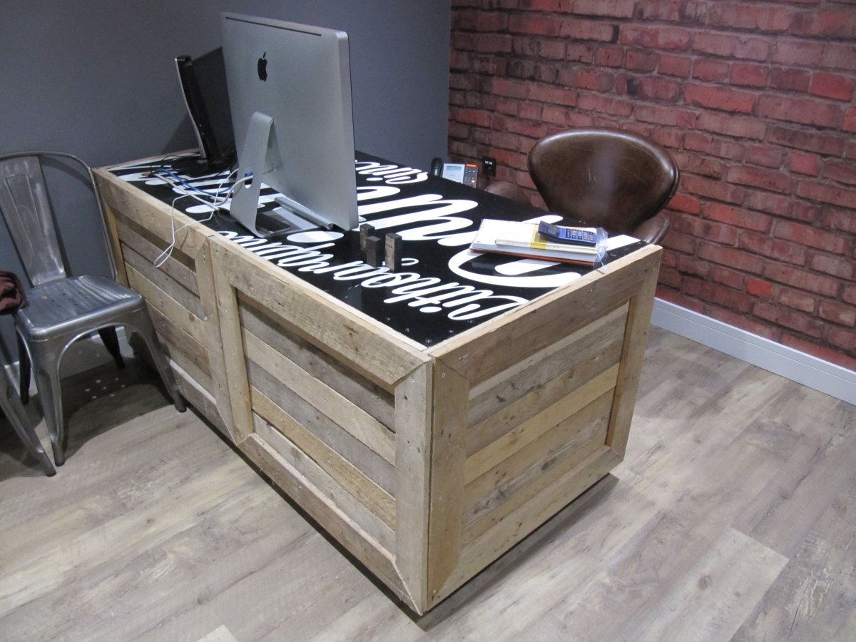 Барная стойка Pallet Bar