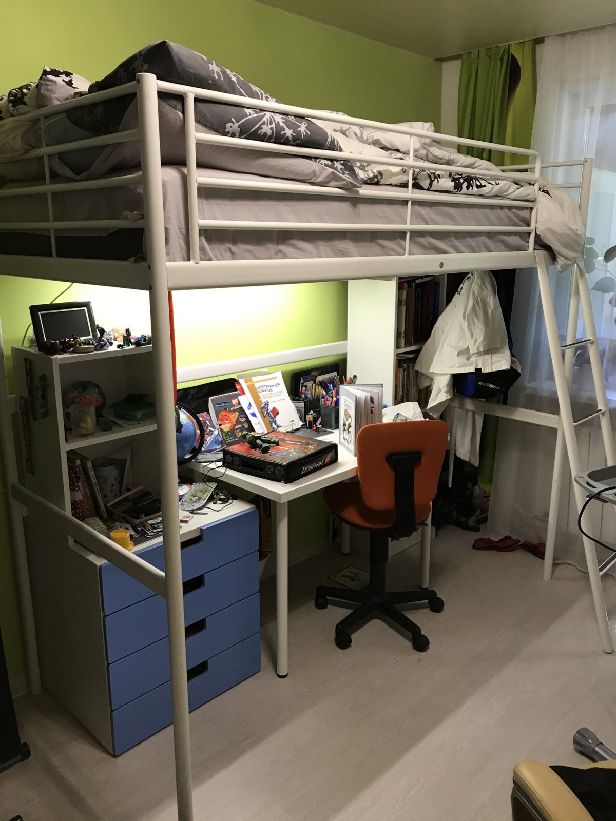 Кровать чердак икеа в комнате 9 метров