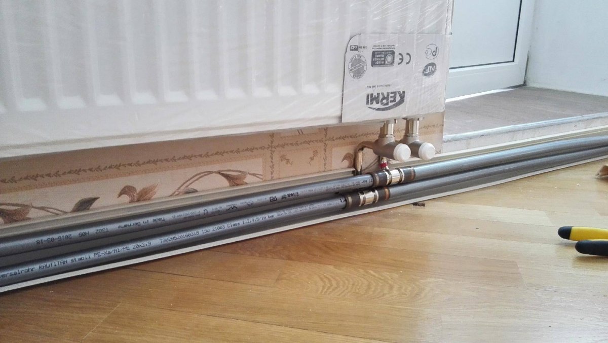 Тёплый плинтус водяной диаметр трубки