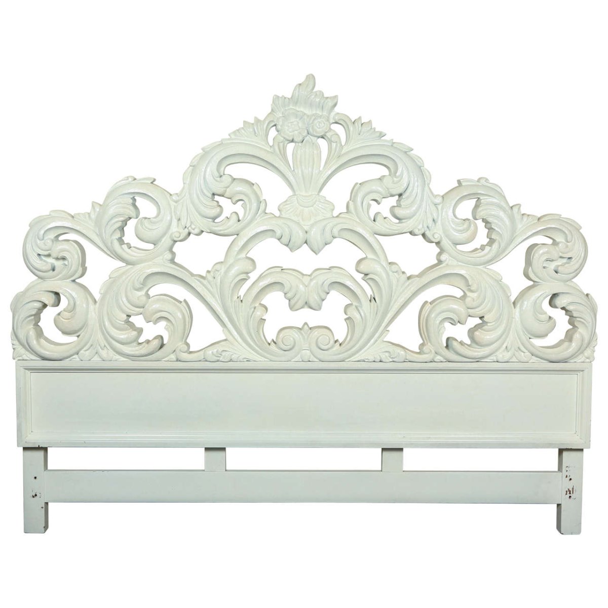 Эскизы резных кроватей