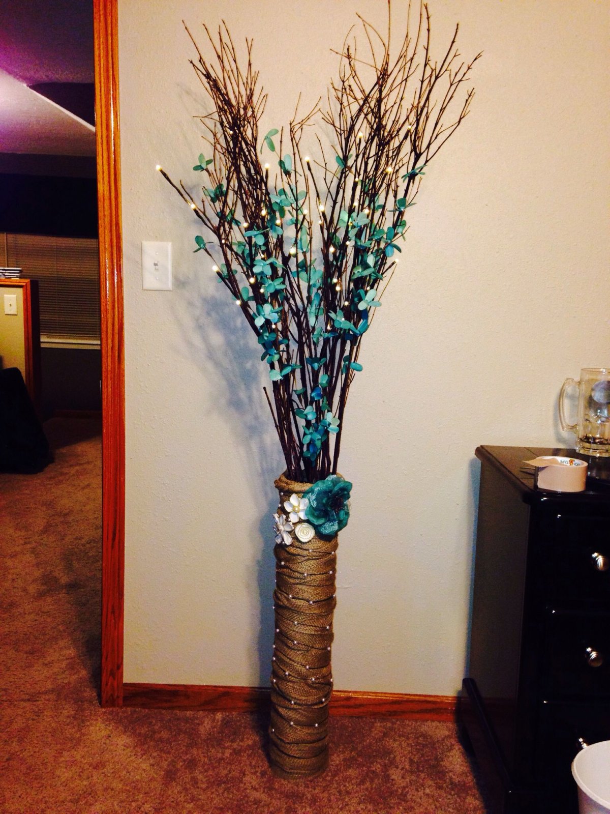 Палки в вазе для интерьера