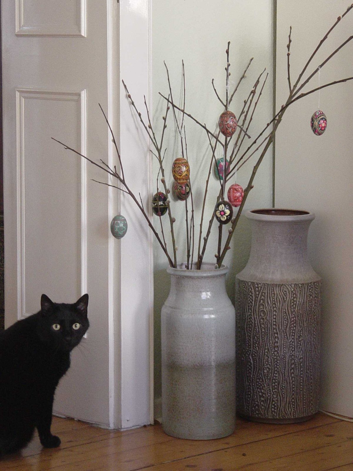 Вазы для декора интерьера