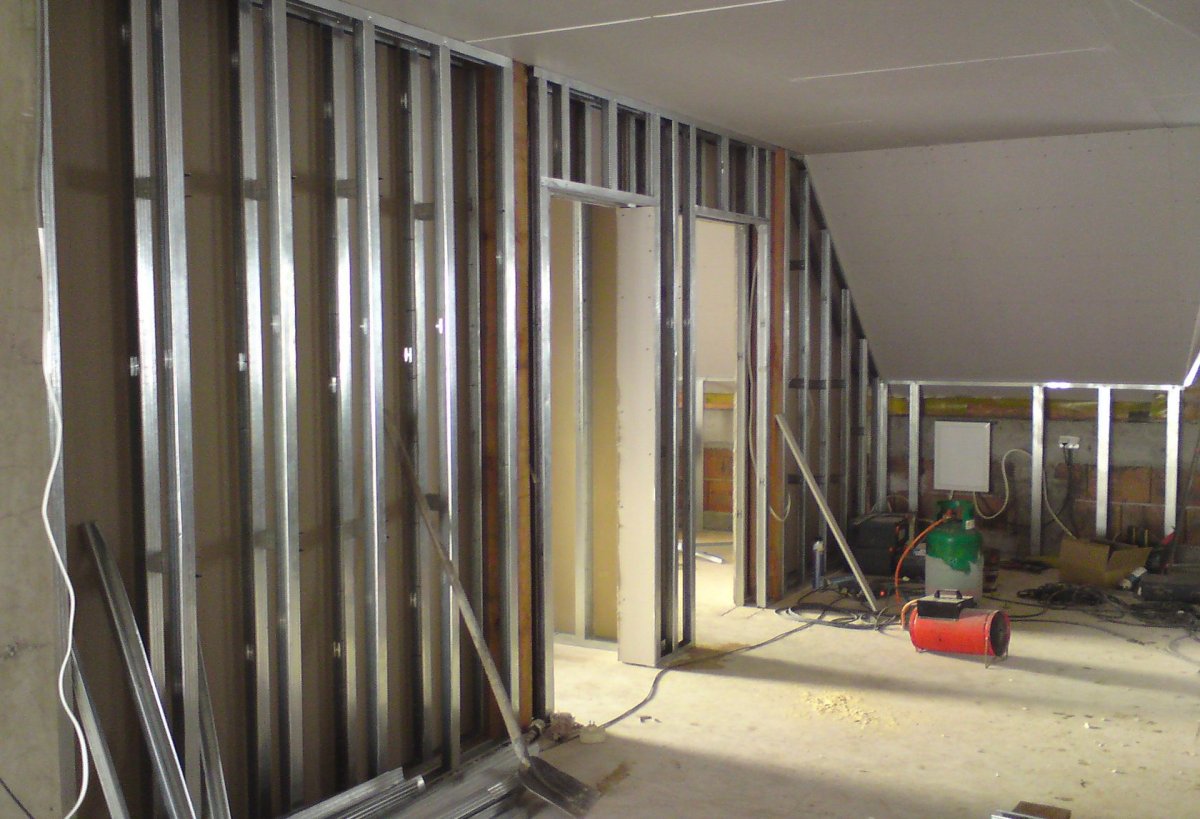 Перегородка из Кнауф профиля