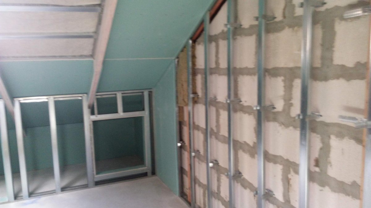 Гипсокартона перегородку из профиля металлического 1метр