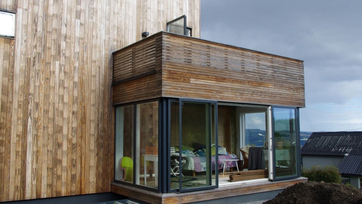 Состаренная лиственница фасад