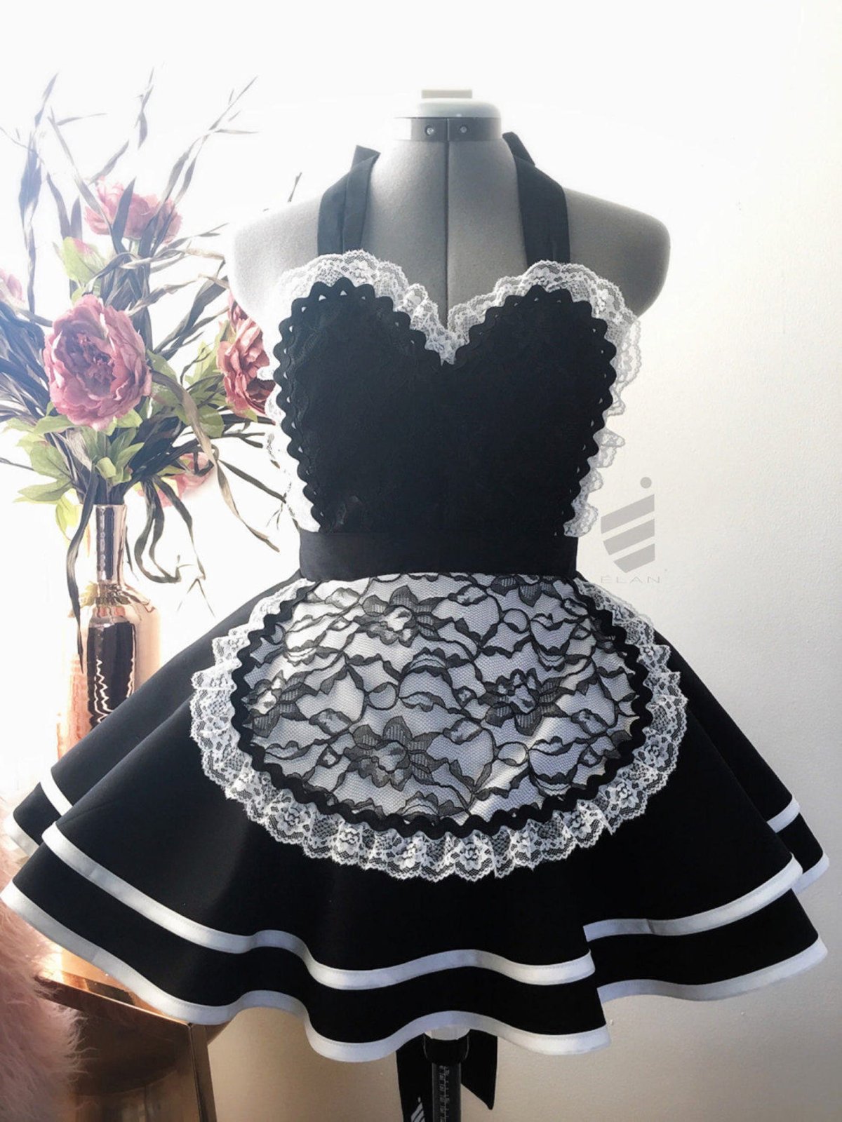 Фартук горничной