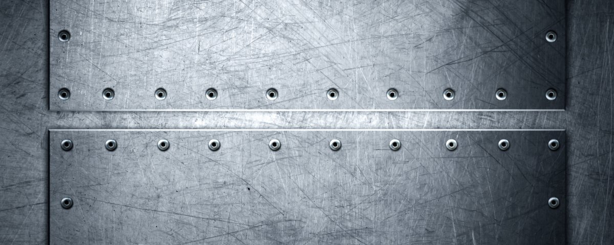 Железный лист с заклепками