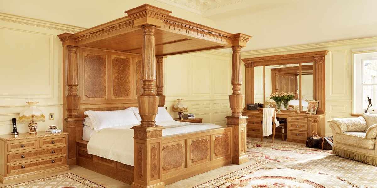 Красивая мебель из дерева