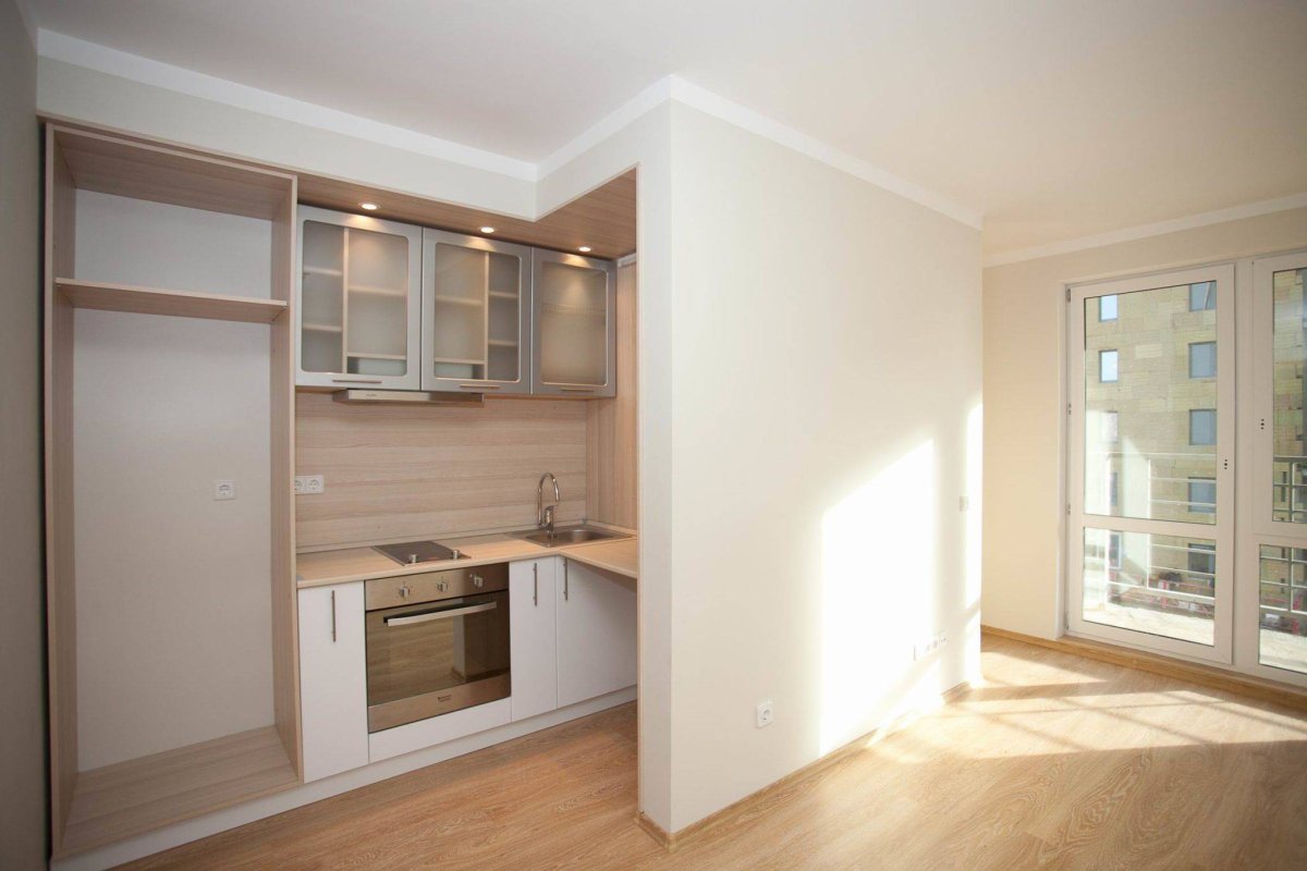 Холодильник в нише