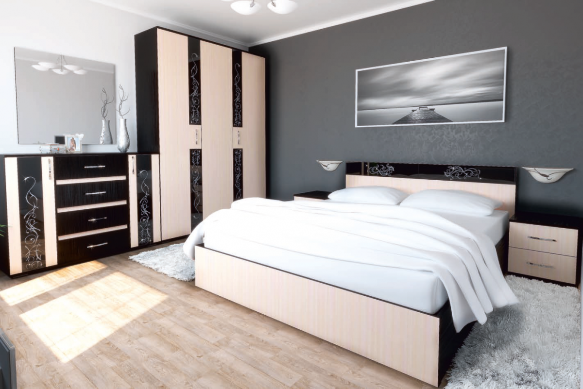 Шкаф над кроватью