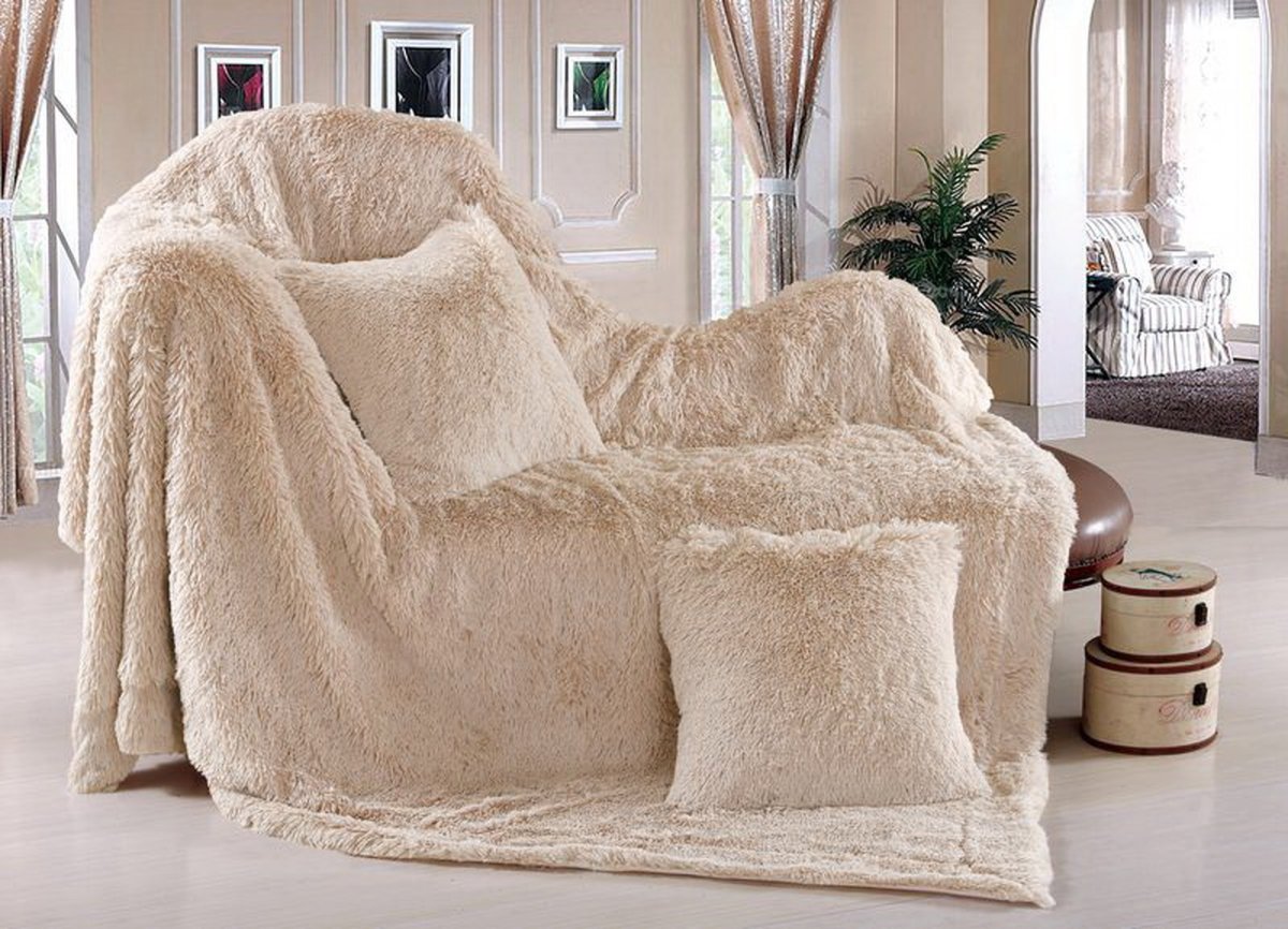 Искусственная овечья белая шкура