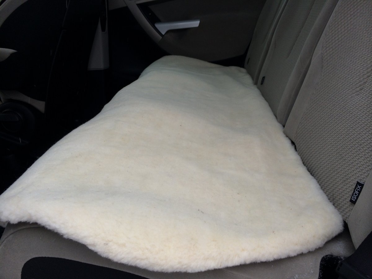 Ковер белый мех