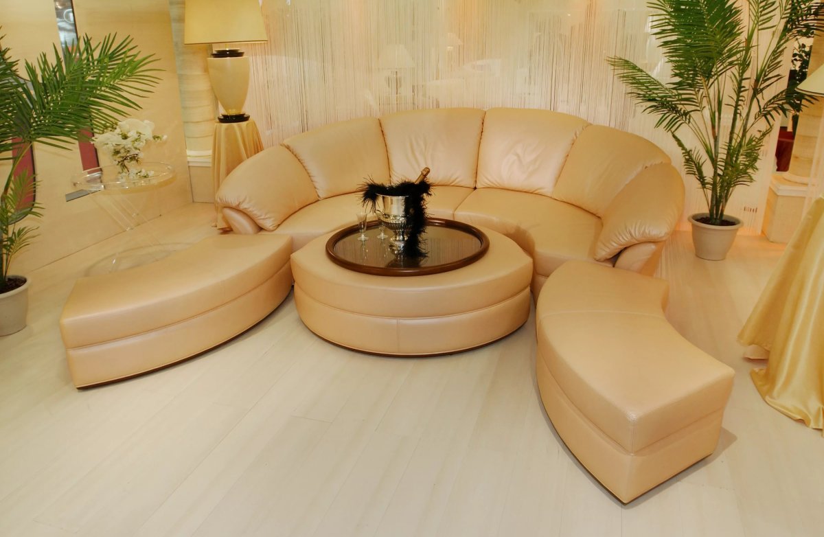 Круглый модульный диван Омега