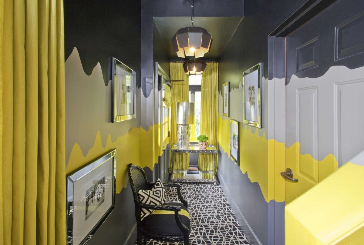 Желто серый коридор