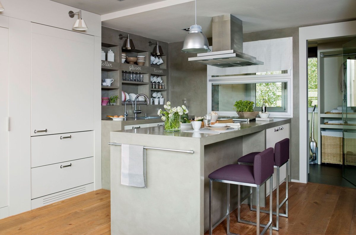 Стойки для кухни