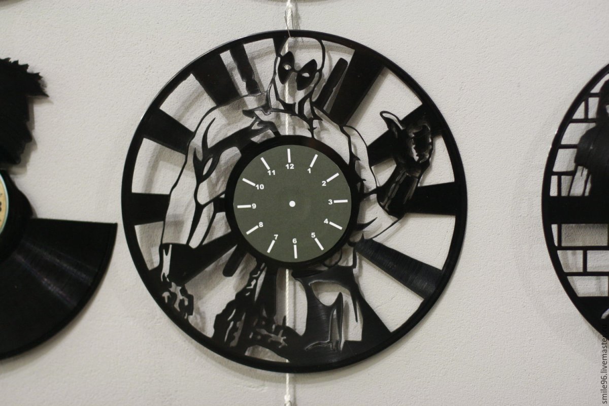 Фотозона из виниловых пластинок