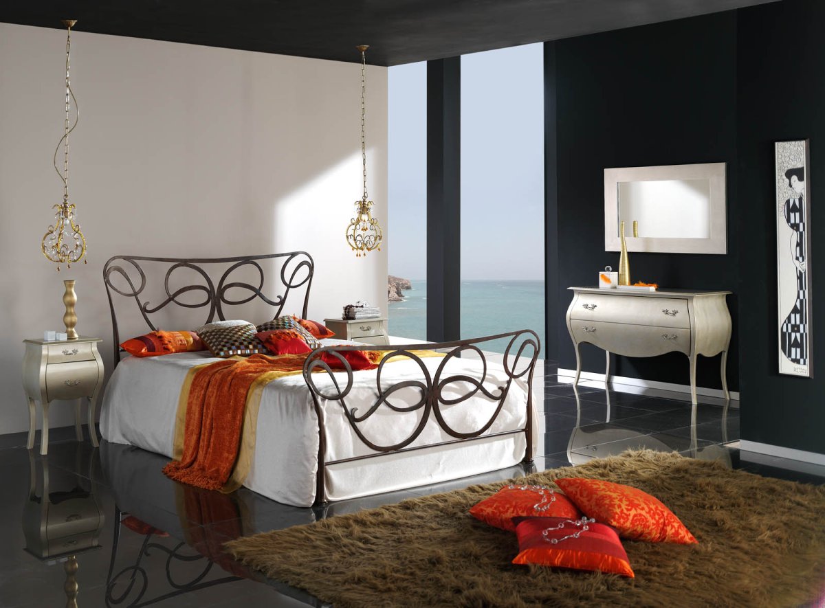 Кованая кровать Венеция