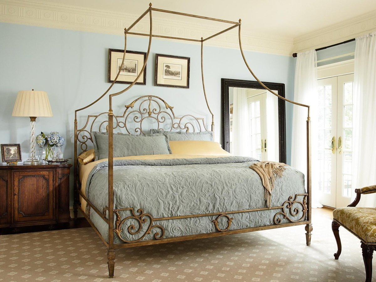 Кованая кровать без изножья