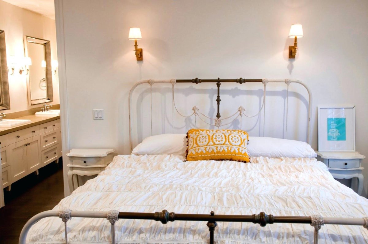 Красный цвет в интерьере