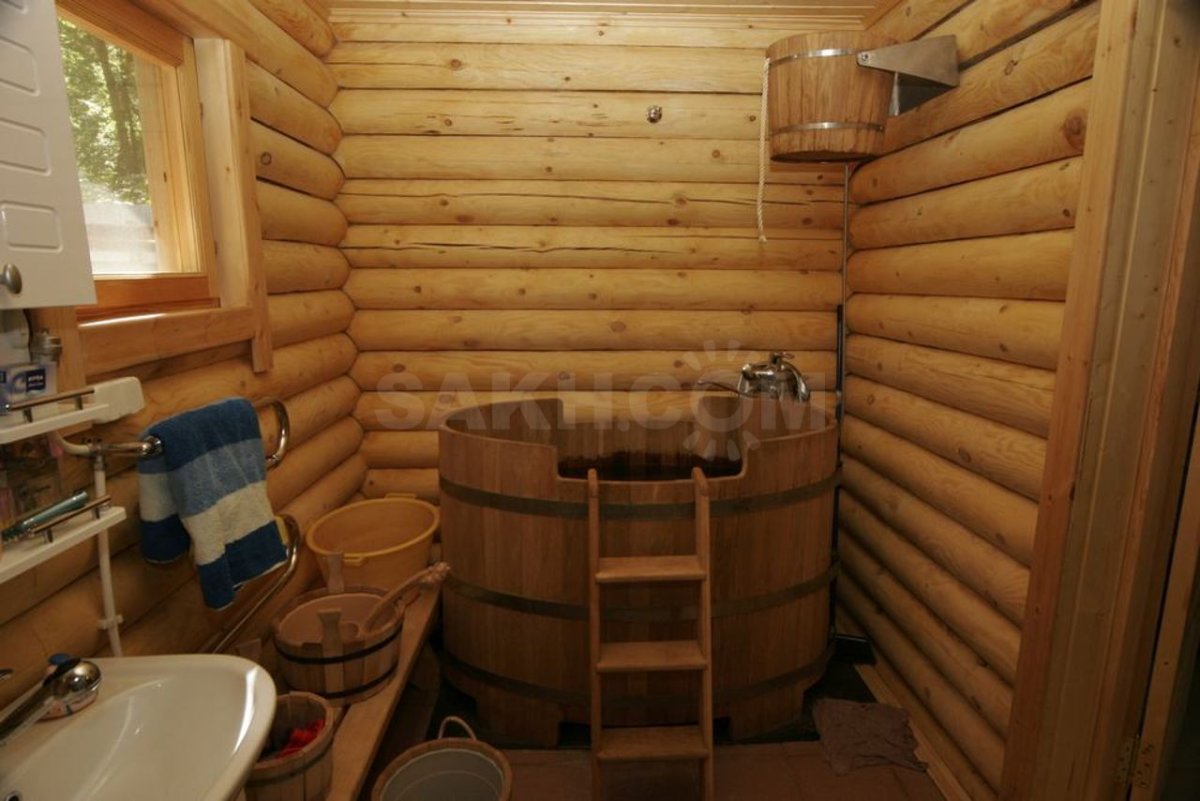 Отделка бани из бревна внутри