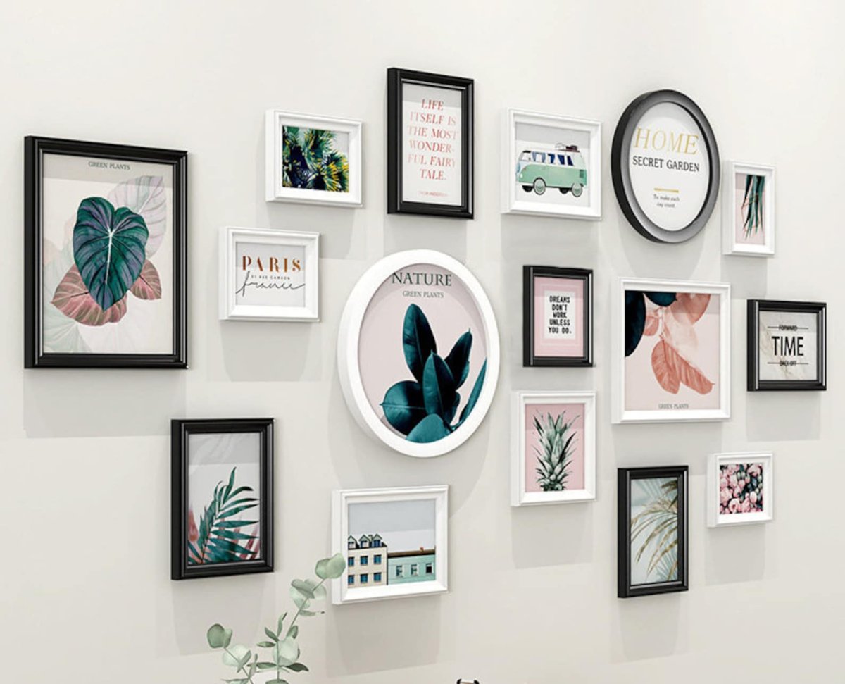 Коллаж из деревянных рамок