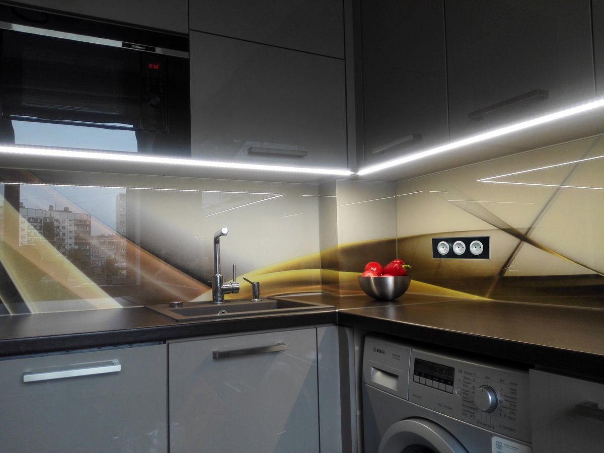 Светильники под кухонные шкафы рабочей зоны угловой