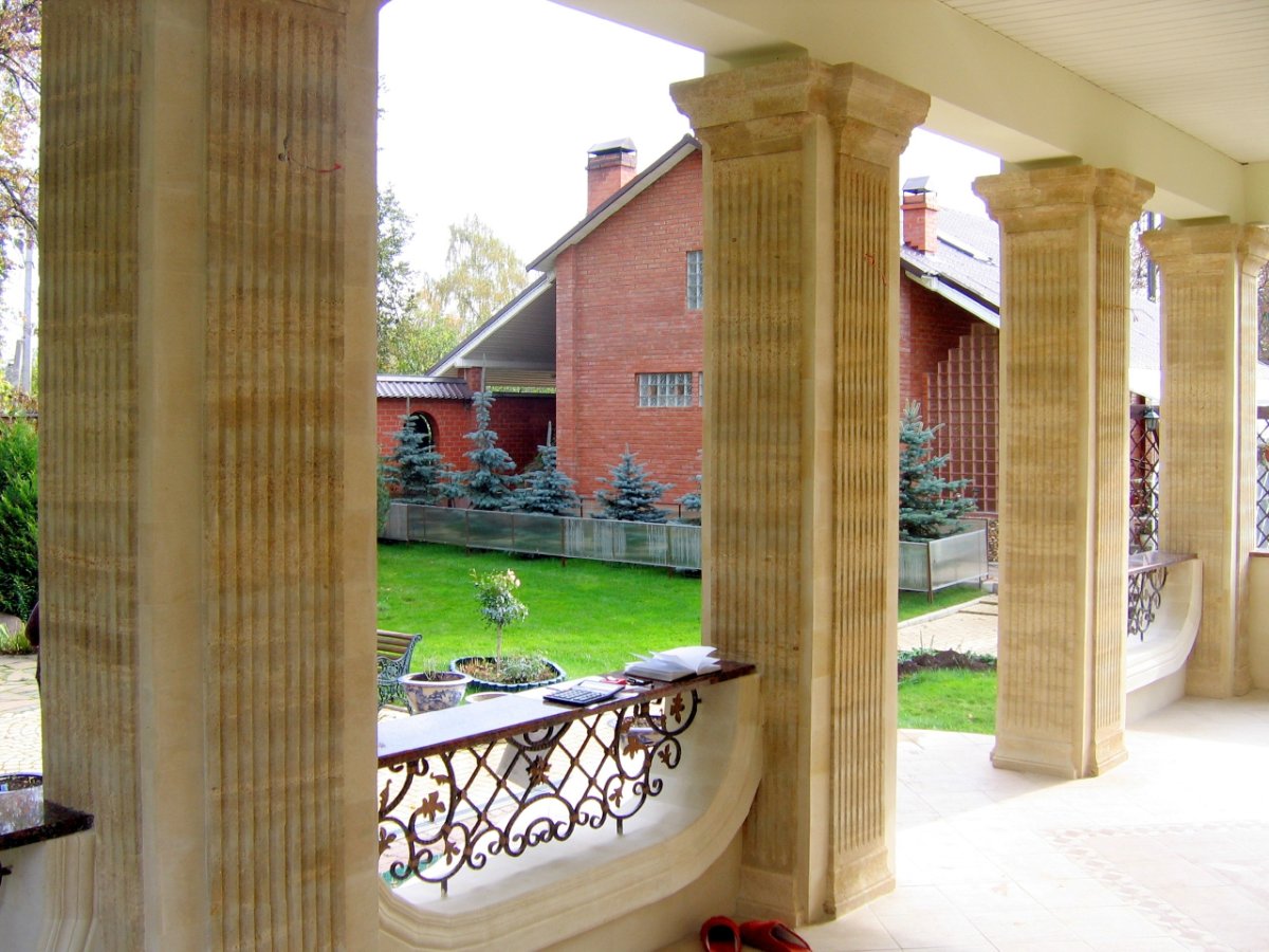 Декоративные колонны на стену