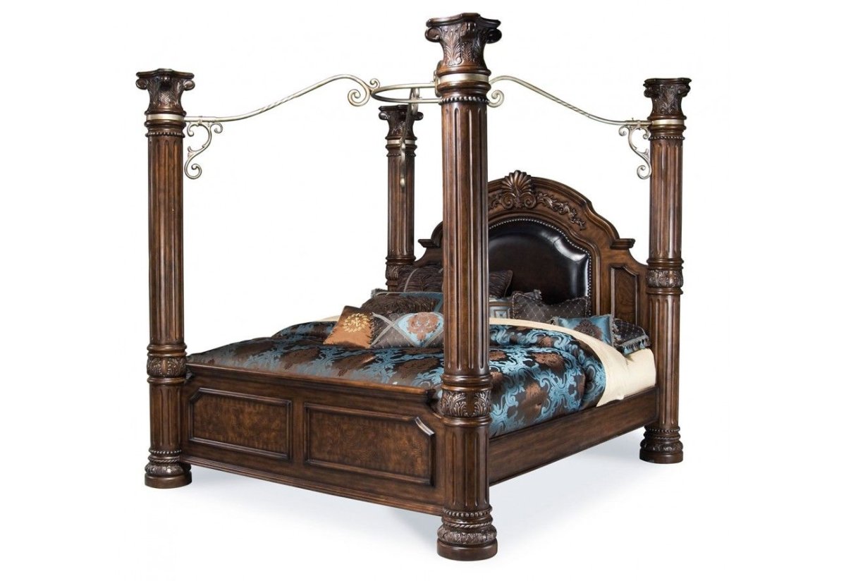 Кровать с балдахином Готика