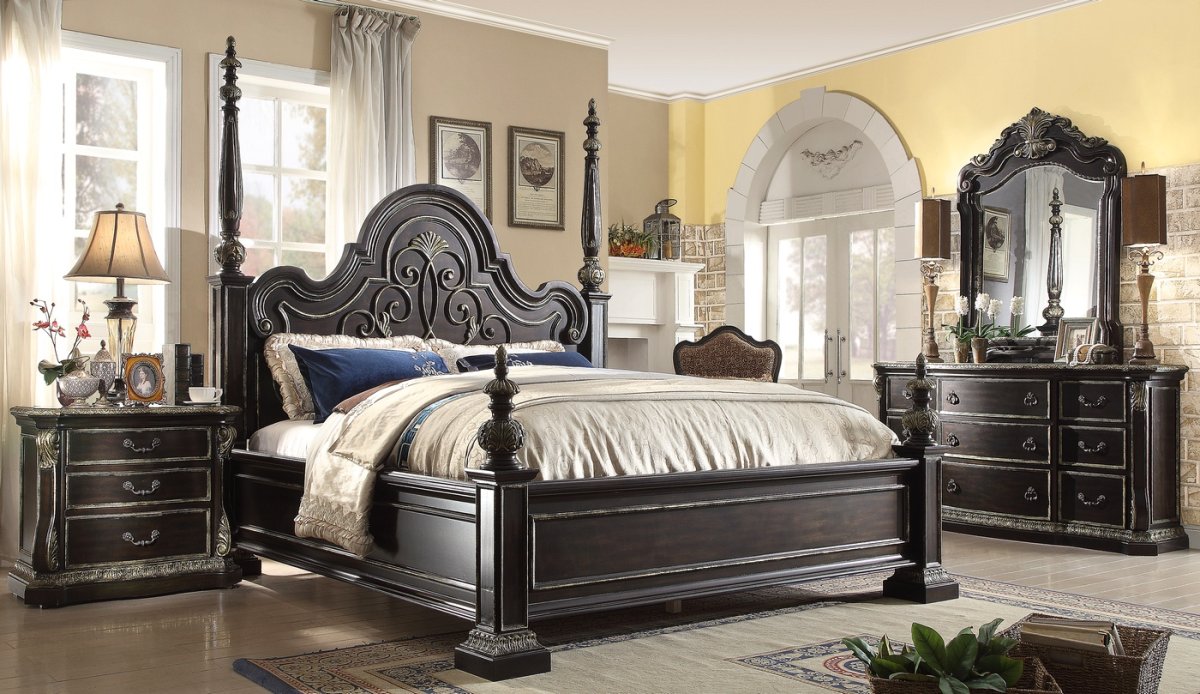 Кровать Gothic Style Bed