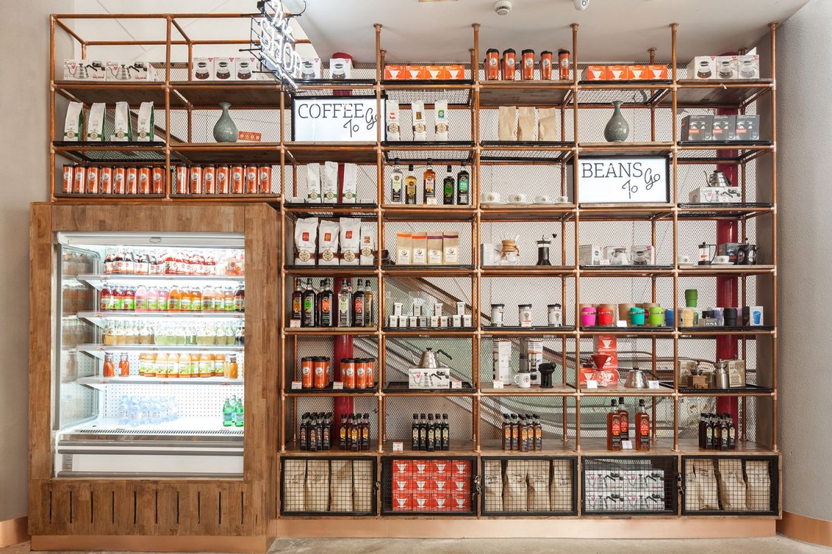 Полки в кофейне