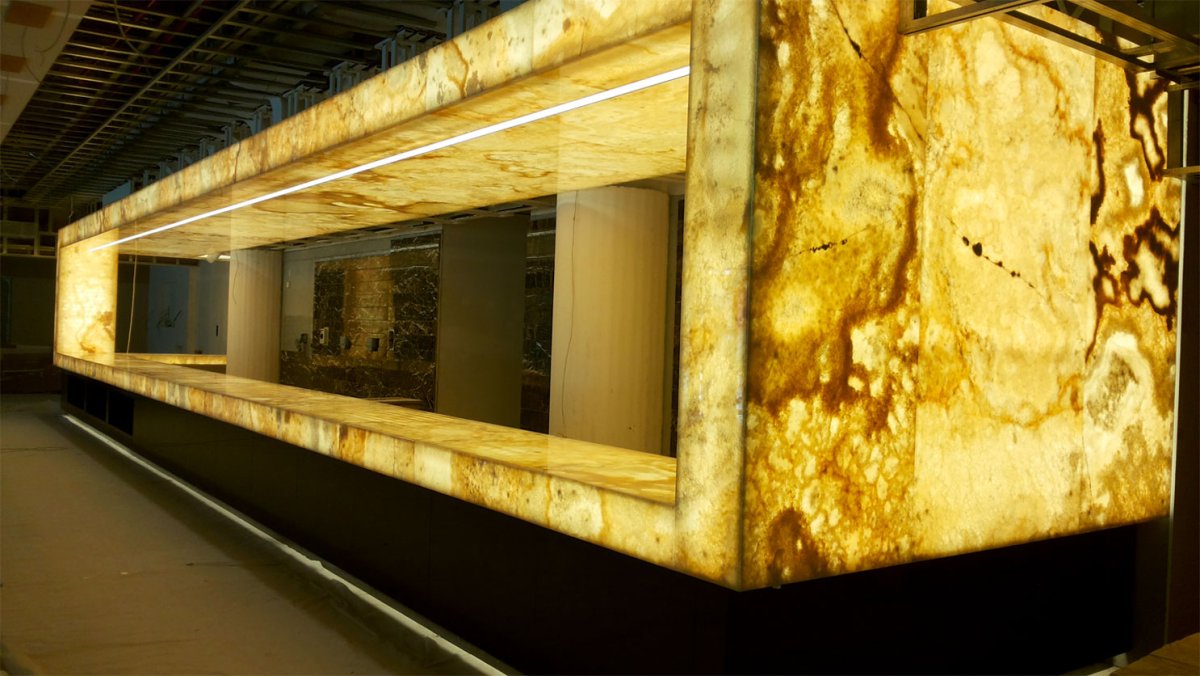 Ванные комнаты из оникса