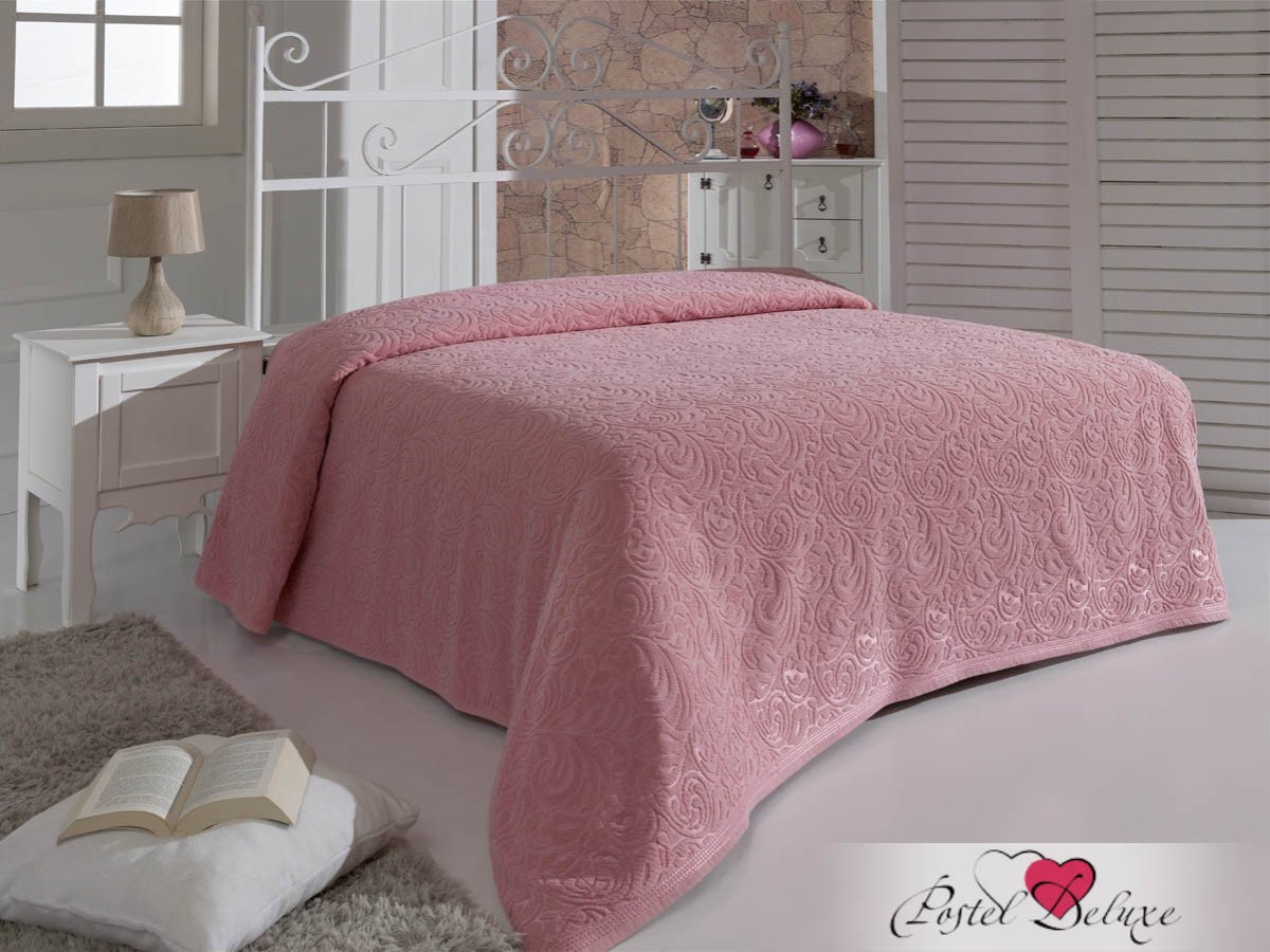 Нежно розовый плед