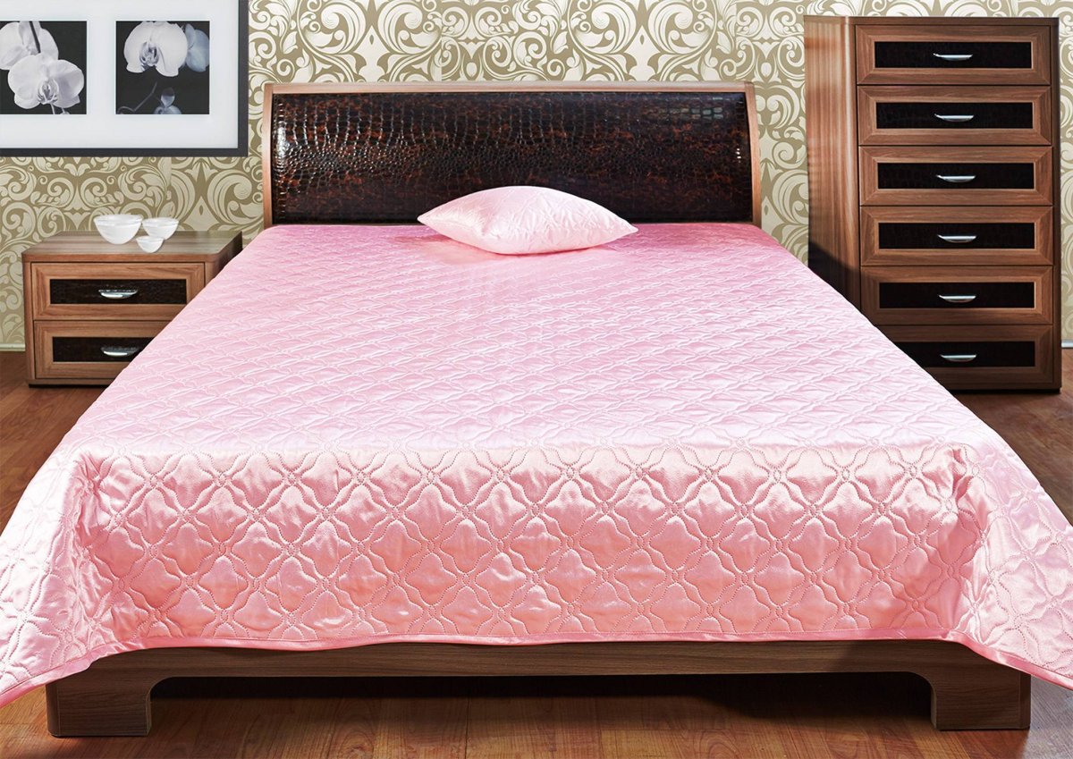 Шторы и покрывало в спальню