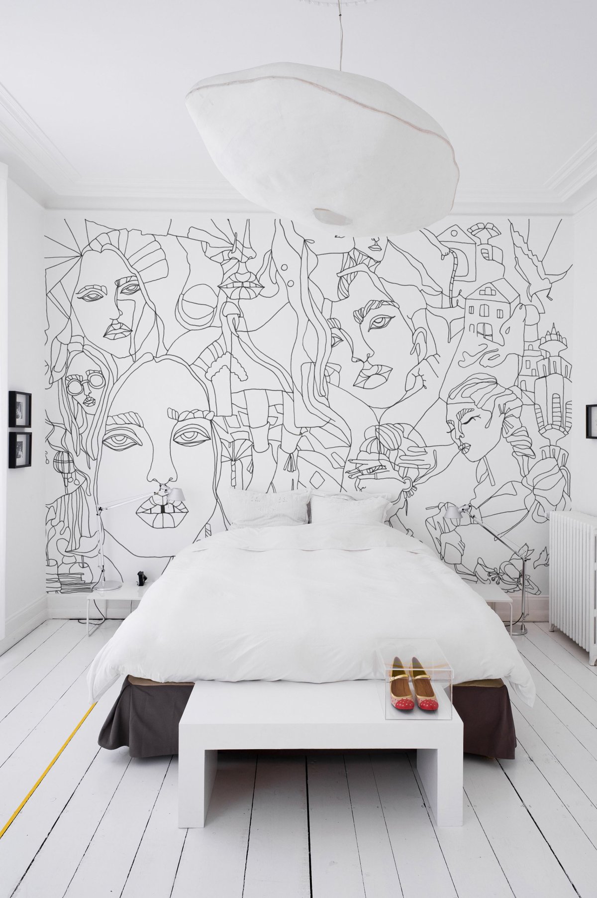 Идеи для росписи стен в хостеле чёрно-белый