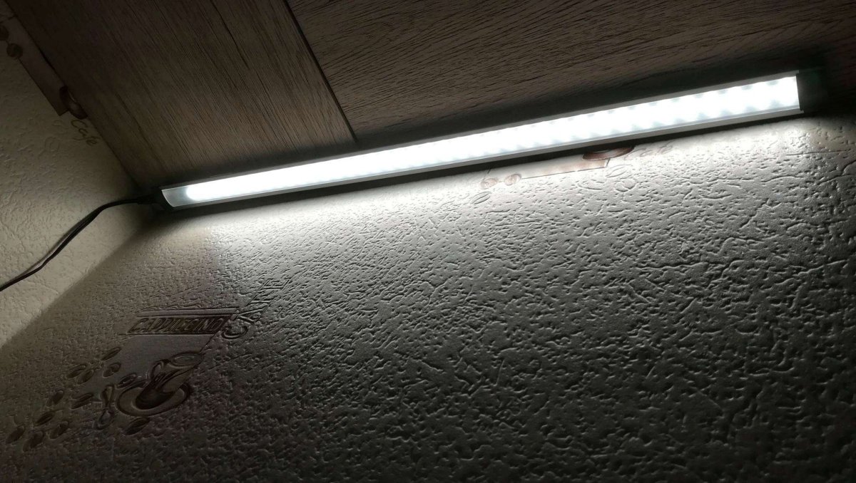 Настенный светильник AJ EB