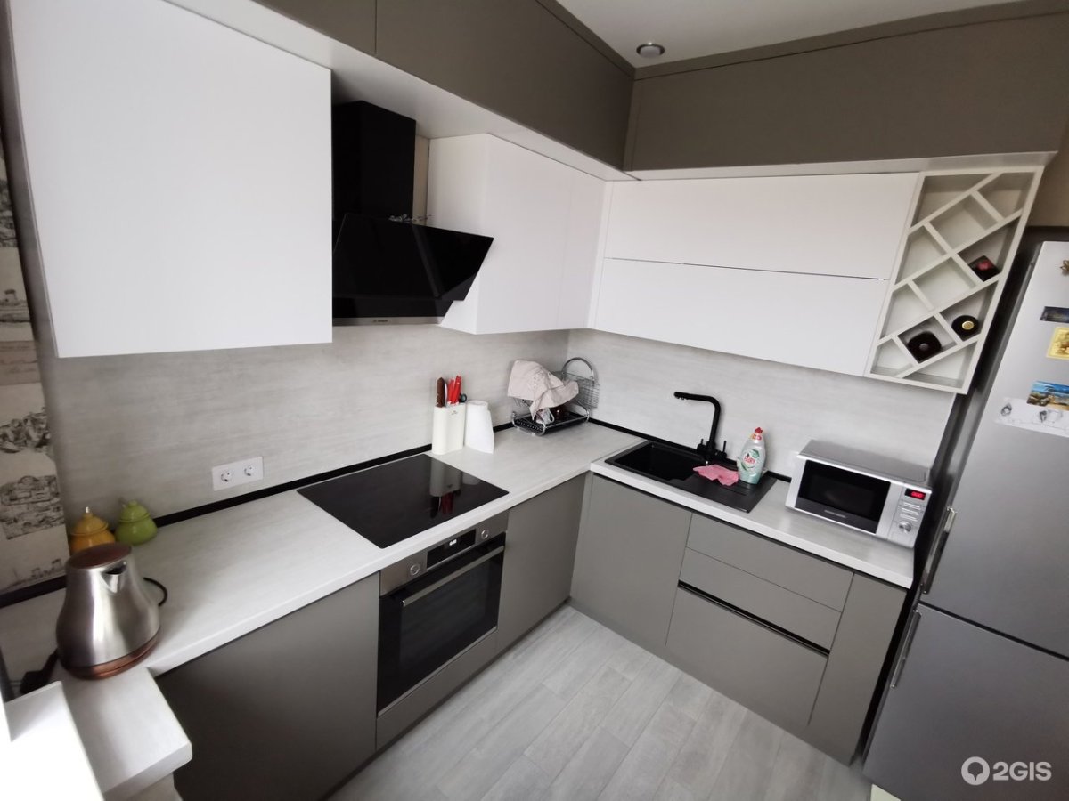 Кухня под потолок