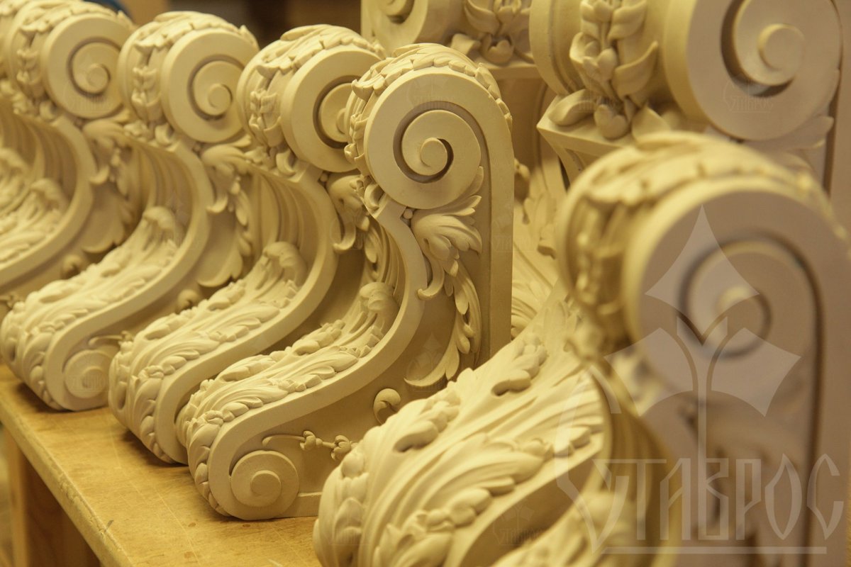 Мебельный декор из пластика Ставрос