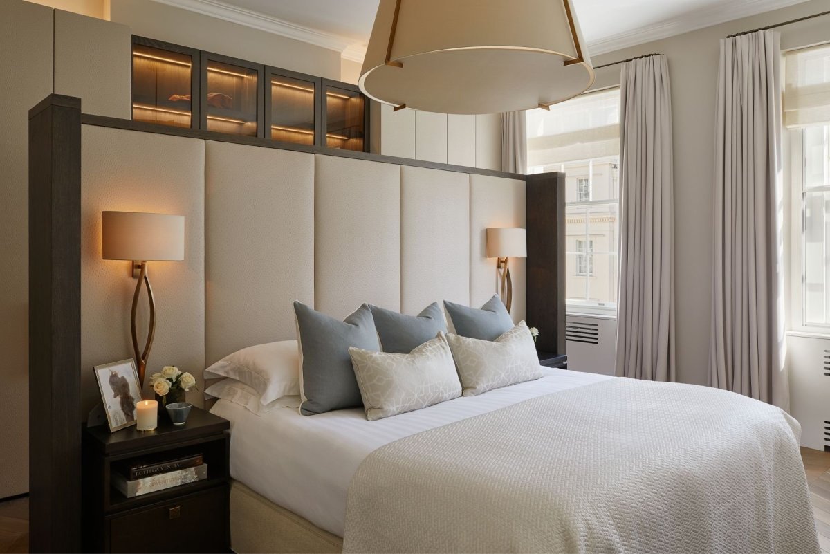 Laura Hammett Bedroom