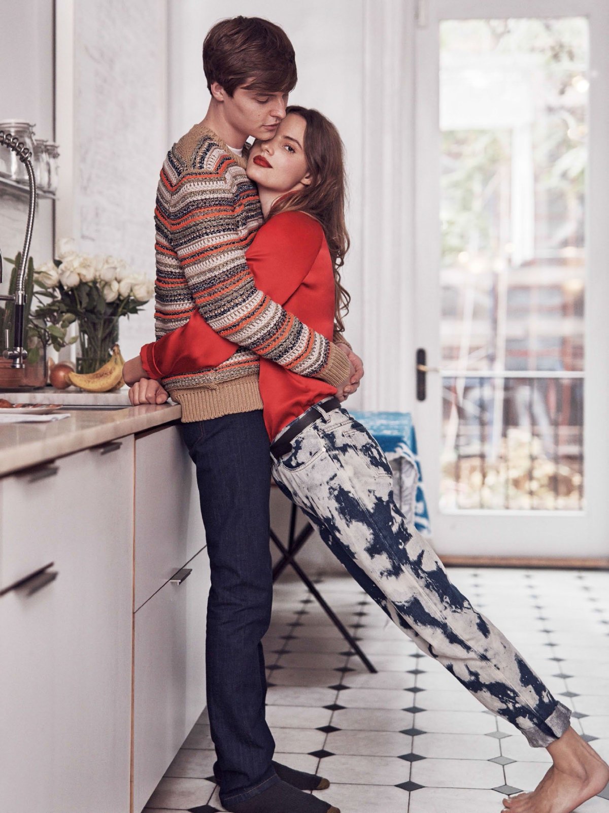 Новогодняя фотосессия пары в студии