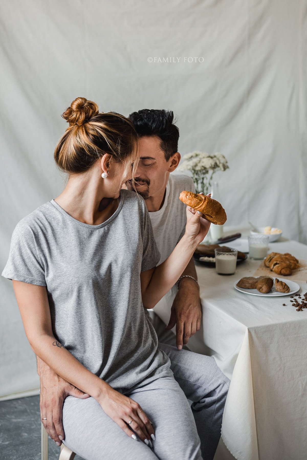 Идеи для парной фотосессии в студии