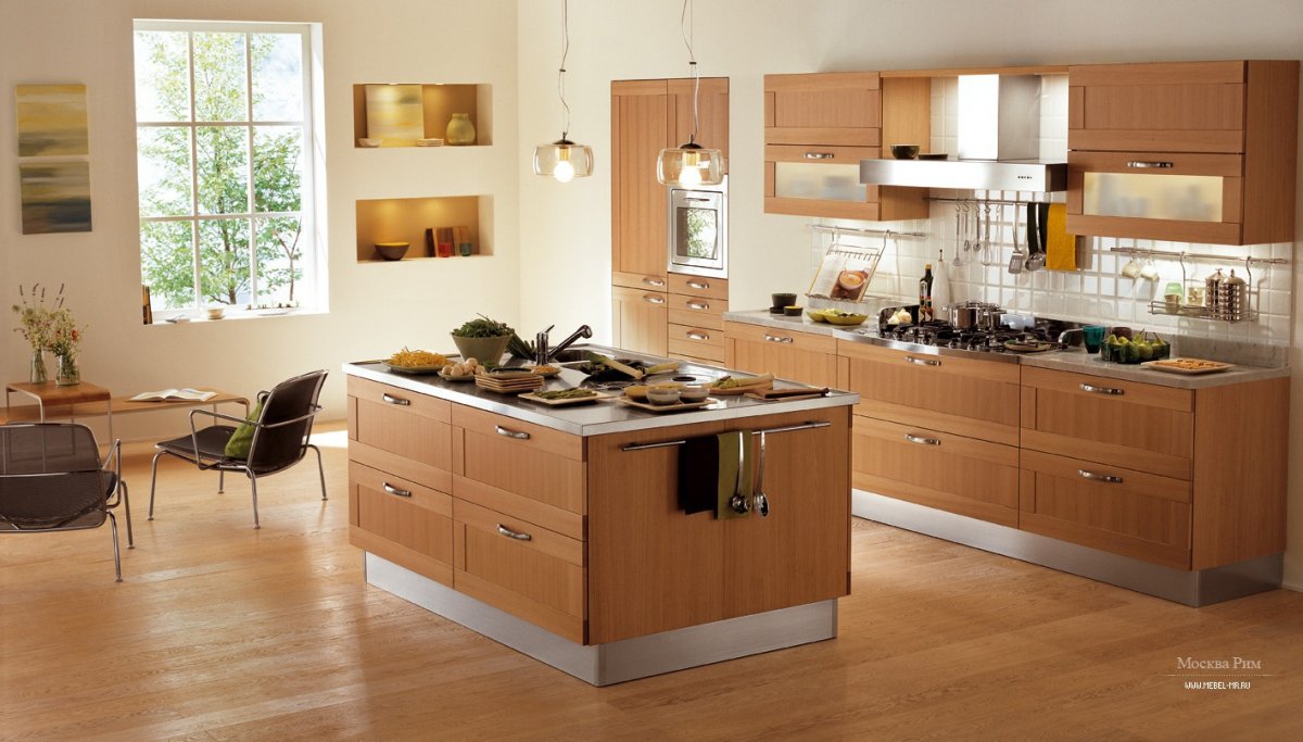 Кухонный гарнитур по середине