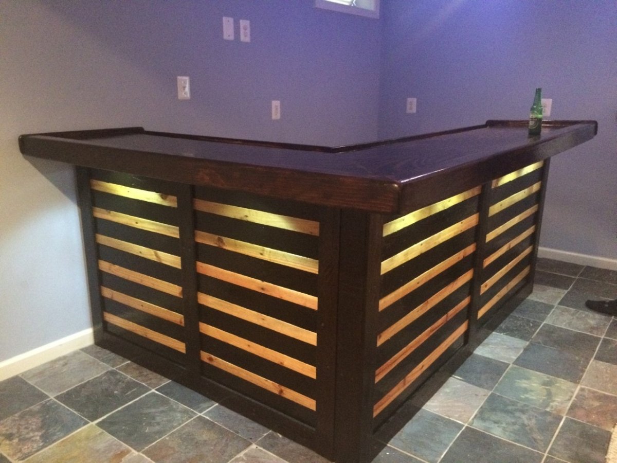 Барная стойка Pallet Bar
