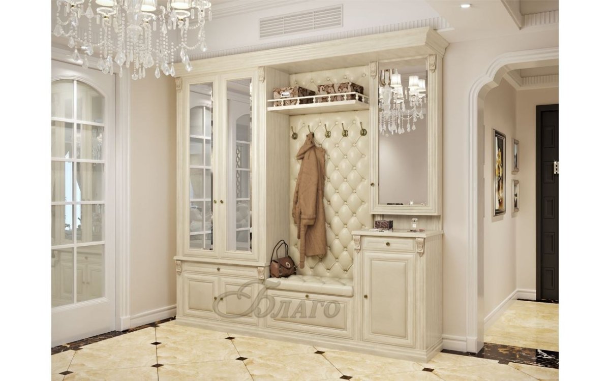 Шкаф в итальянском стиле с зеркалом
