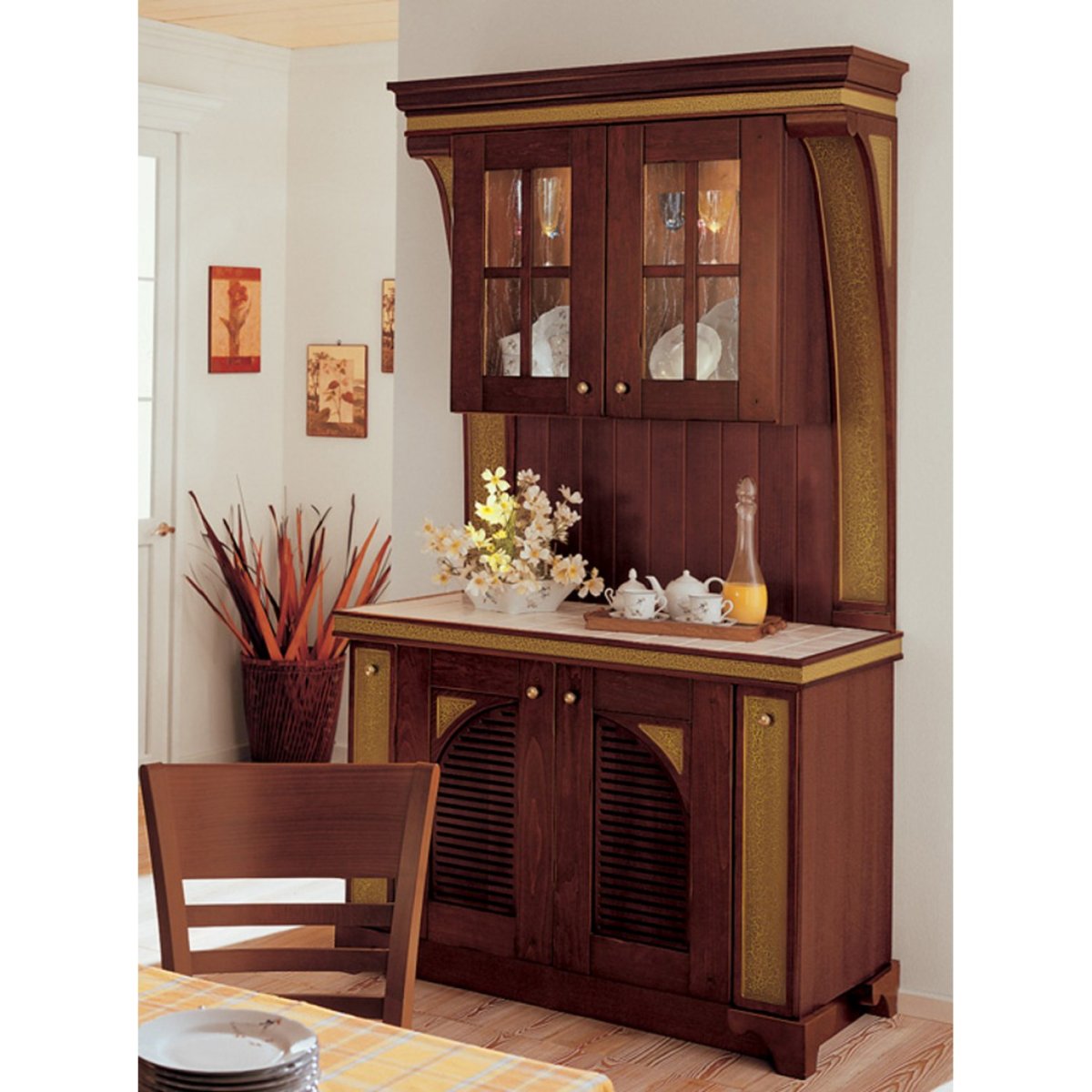 Буфет классический на кухню