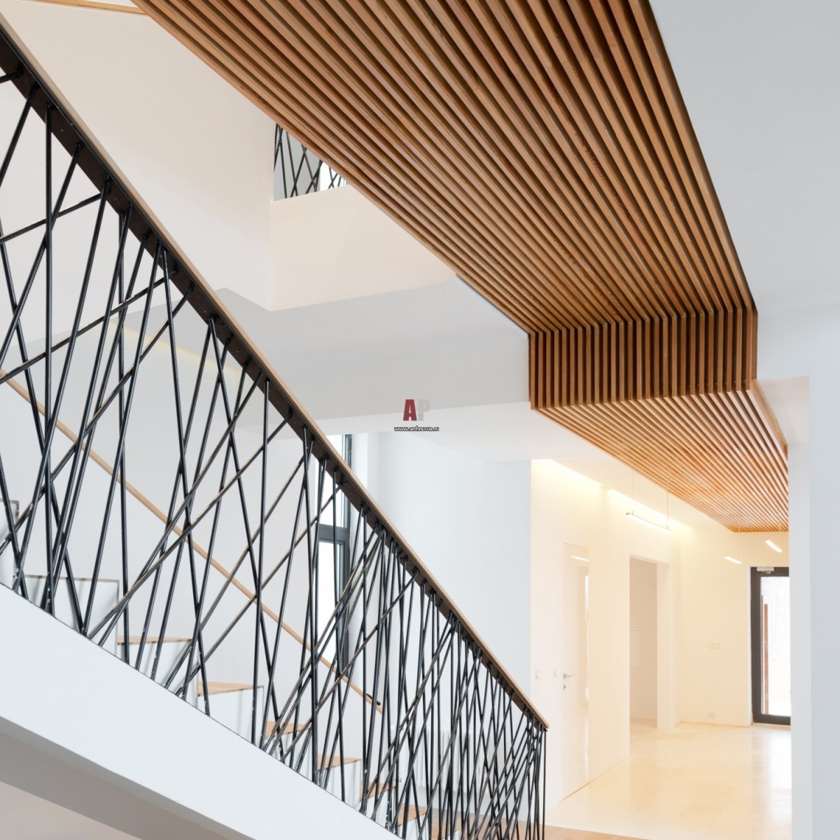 Перегородка для лестницы