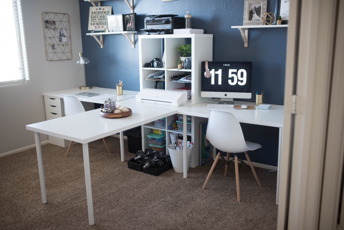 Икеа рабочее ЛИННМОН У окна