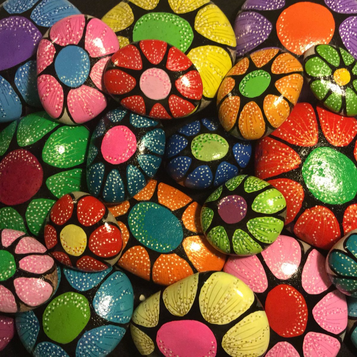 Гальки цветные