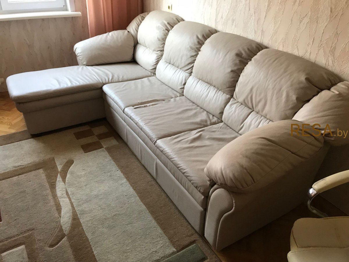 Обивка углового дивана Омега